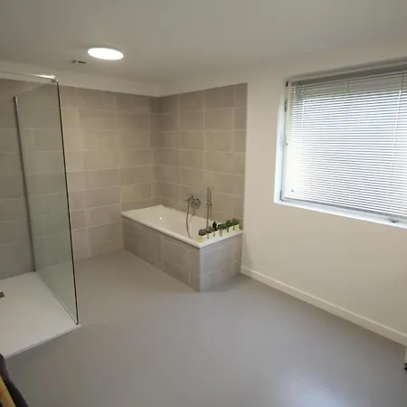 Bienvenue Chez Dalo, Jacuzzi, Art Et Modernite アパート
